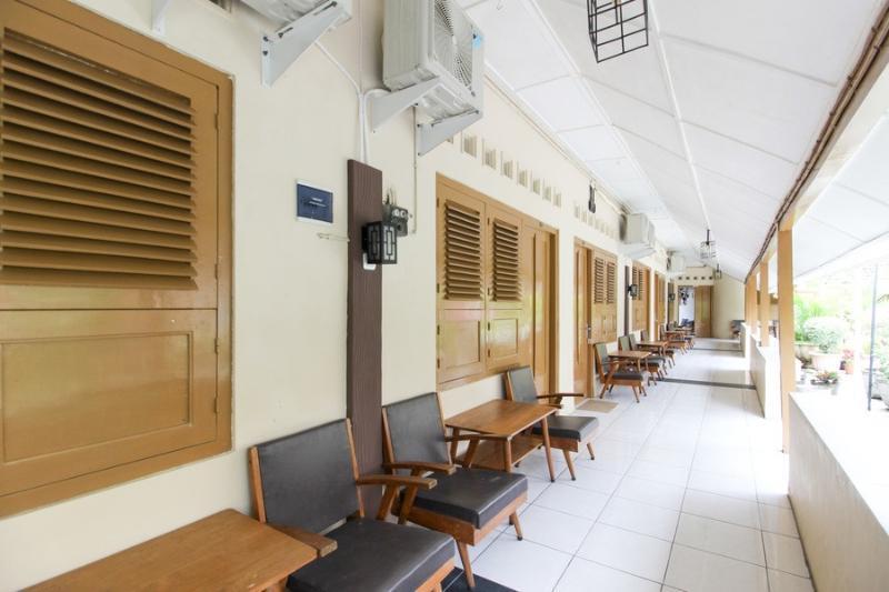 Reddoorz Near Rs Sarjito Yogyakarta Hotel Exterior foto